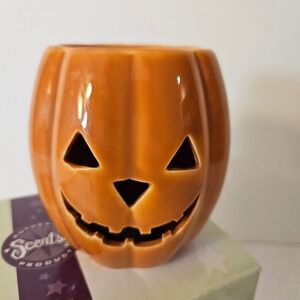 Scentsy Jack O Lantern Plug In Fragrance Warmer Base and Bulb Halloween Decor